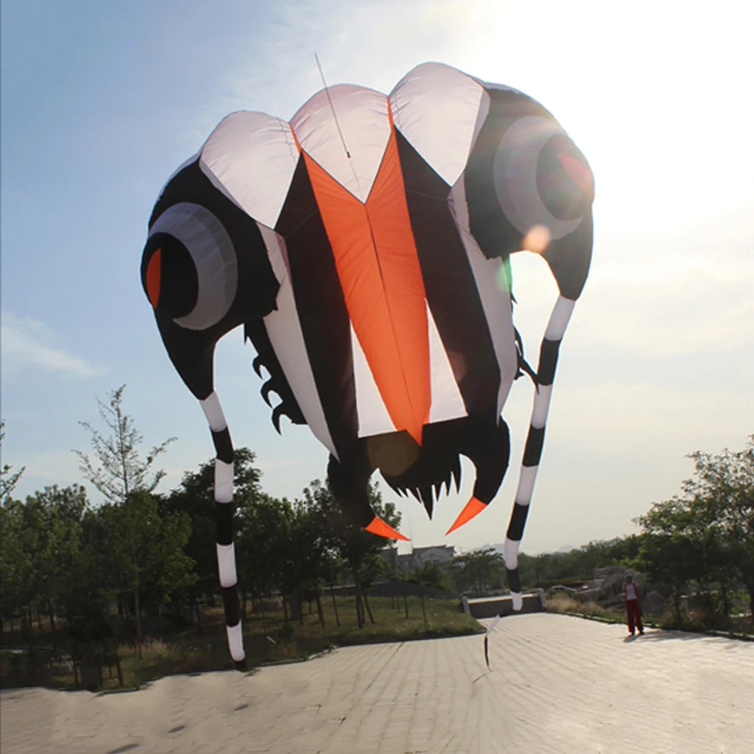 9KM 10sqm Large Trilobite Kite Pilot Lifter Line Laundry Soft Inflatable Show Kite for Kite Festival 30D Ripstop Nylon with Bag