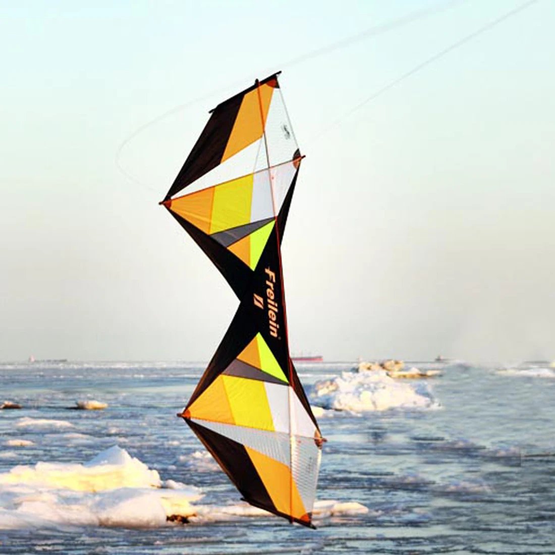 Freilein 4 Line Stunt Kite 2.4m Beginner Acrobatic Beach Sports Kite 4 x 30m x 90lb Flying Lines + 33cm Control Handle + Bag